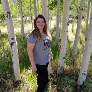 Meet your Posher, Mandy